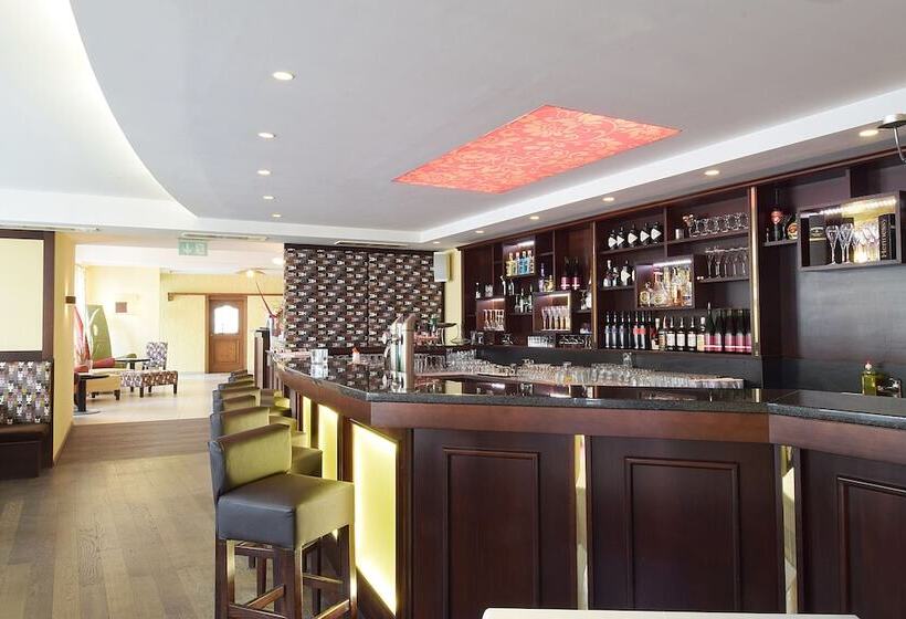 ホテル Der Abtenauer