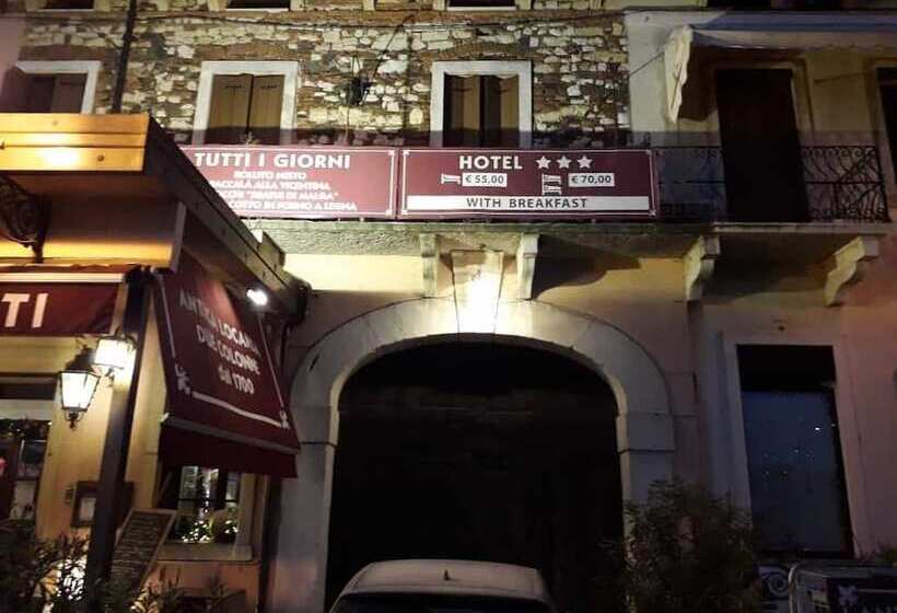 ホテル Due Colonne