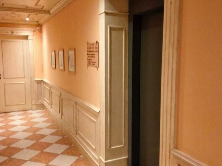 ホテル Due Colonne