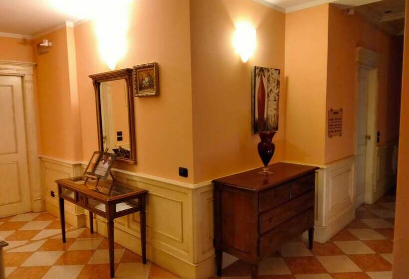 ホテル Due Colonne