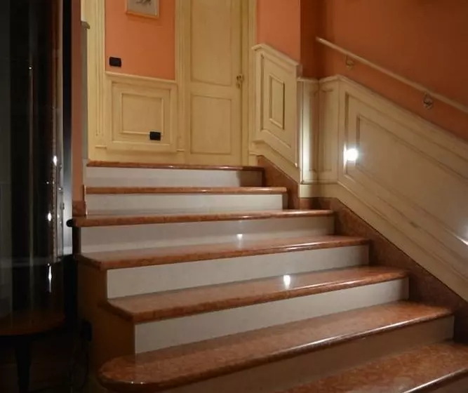 בית מלון כפרי Due Colonne