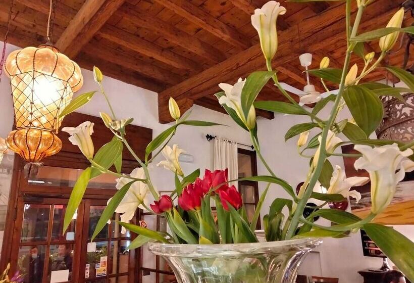 ホテル Due Colonne