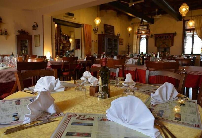 ホテル Due Colonne