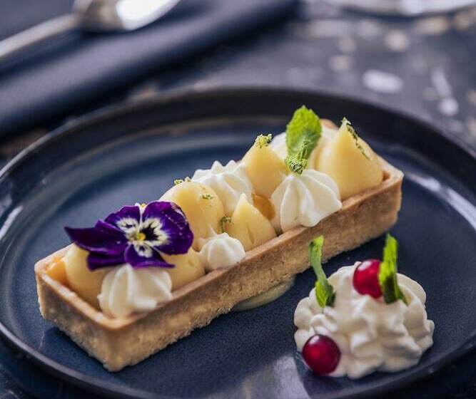 בית מלון כפרי Altein Arosa