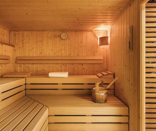 בית מלון כפרי Altein Arosa