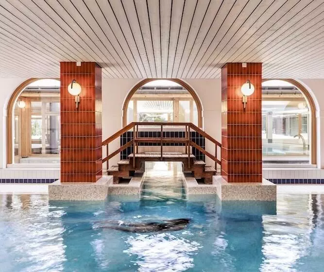 فندق Altein Arosa