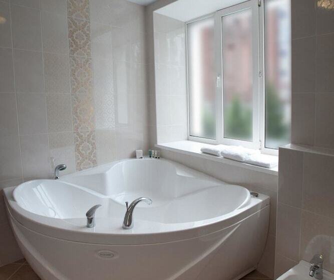 ホテル Green Line Samara