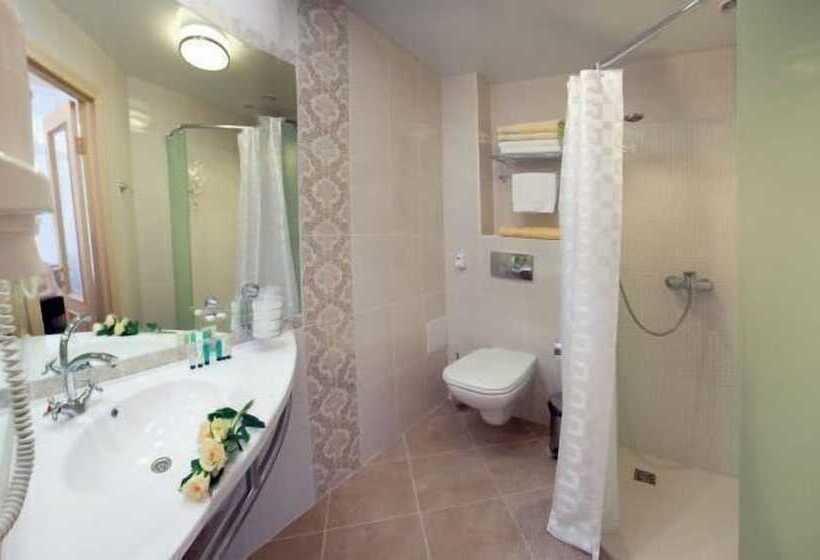 ホテル Green Line Samara