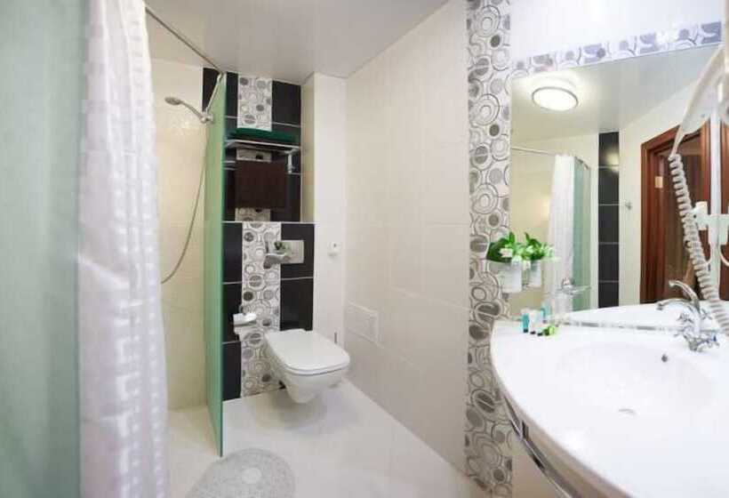 ホテル Green Line Samara