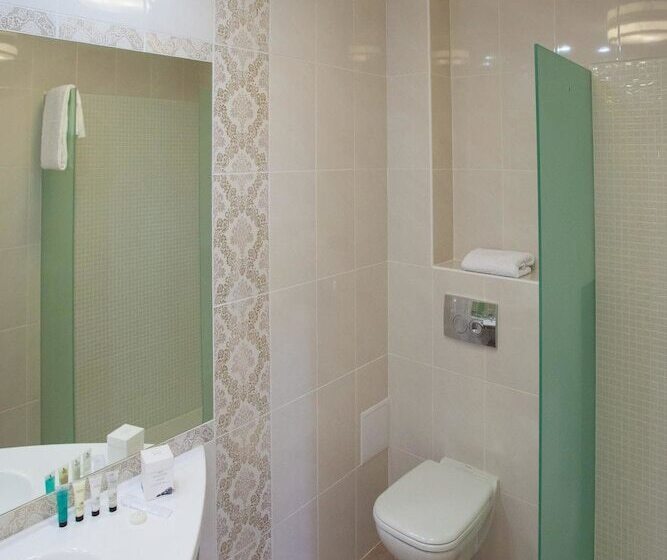 ホテル Green Line Samara