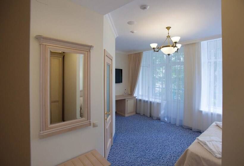 ホテル Green Line Samara