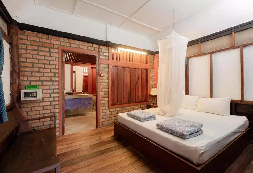 هتل Green View Village Resort   Sha Plus