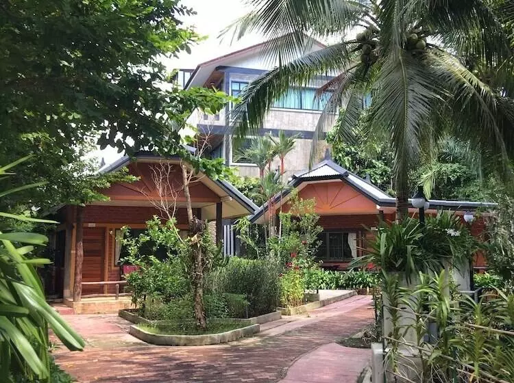هتل Green View Village Resort   Sha Plus