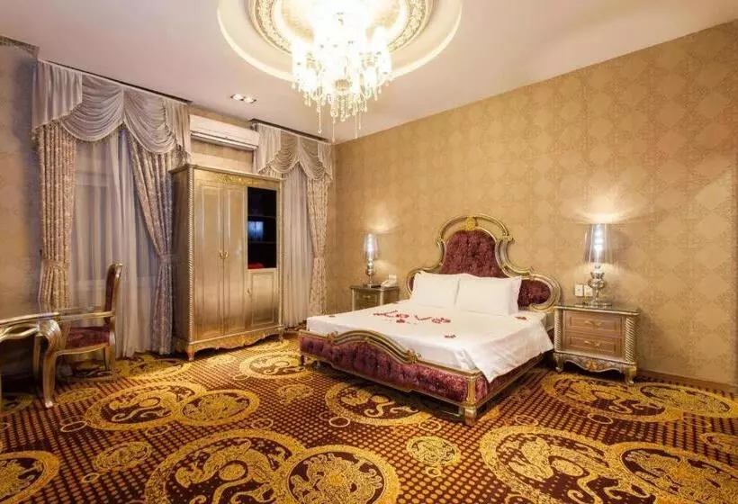 هتل Helios Legend