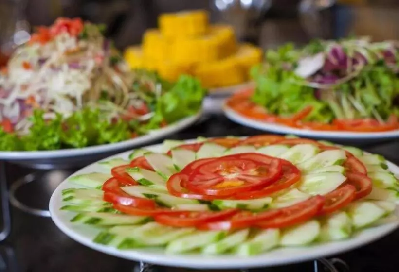 هتل Helios Legend