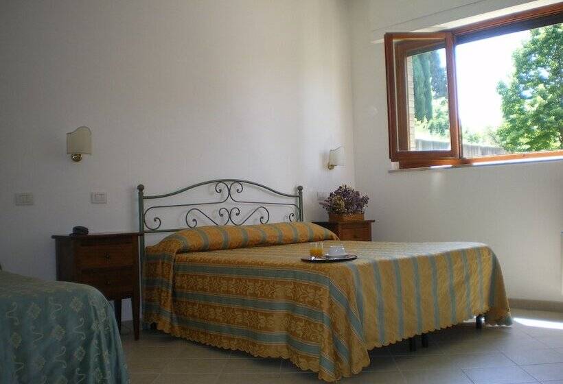 Отель I Platani