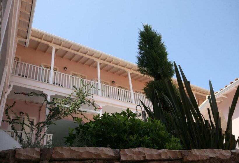 Hotel Ionis