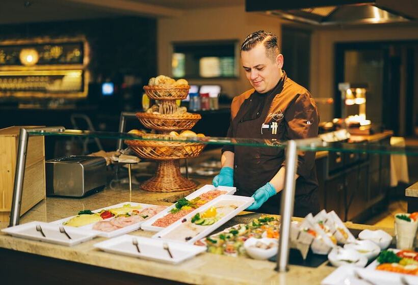 L Arrivée Hotel & Spa