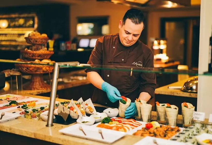 L Arrivée Hotel & Spa