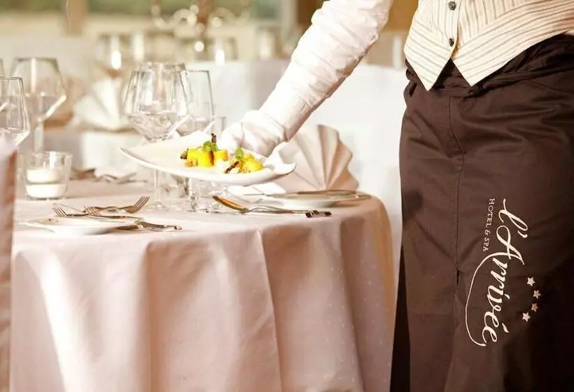 L Arrivée Hotel & Spa