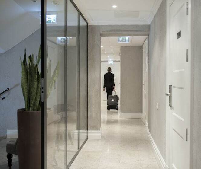 בית מלון כפרי L Slottsbacken