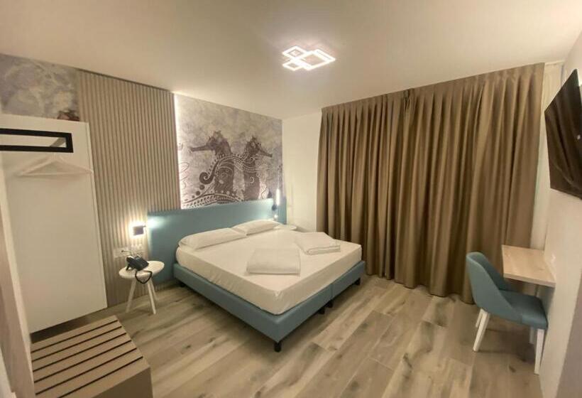 Marina Palace Hotel 4 Stelle S