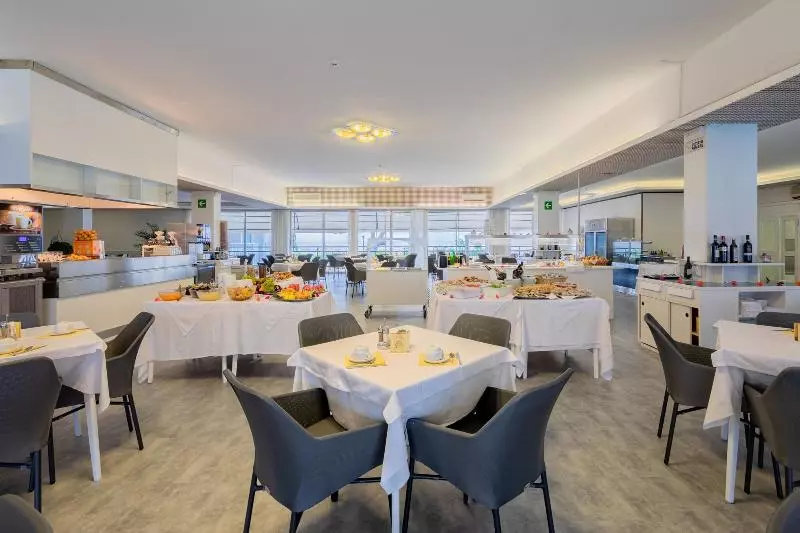 Marina Palace Hotel 4 Stelle S