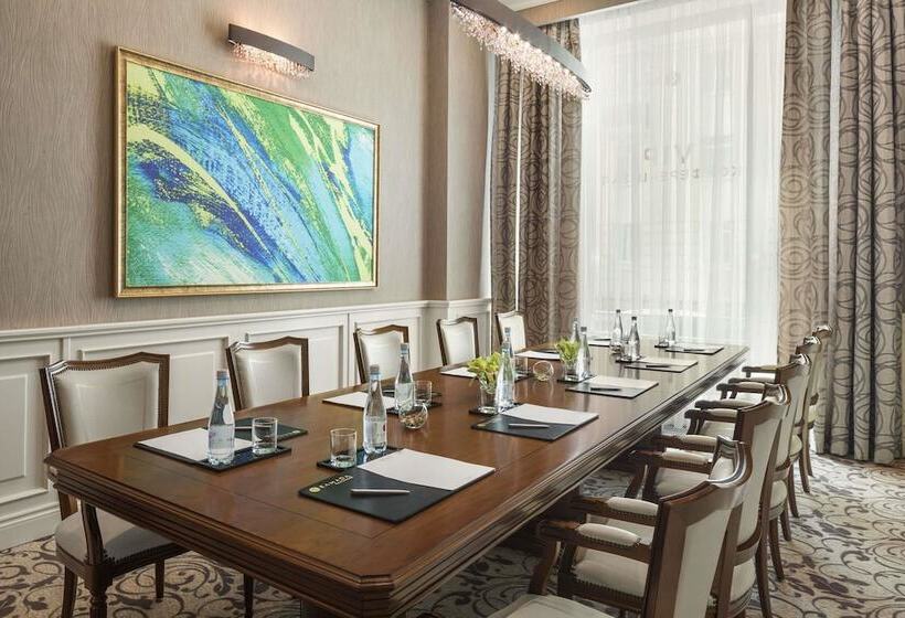 호텔 Ramada By Wyndham Kazan City Center