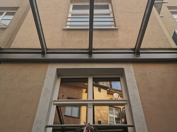 فندق Stare Miasto Old Town