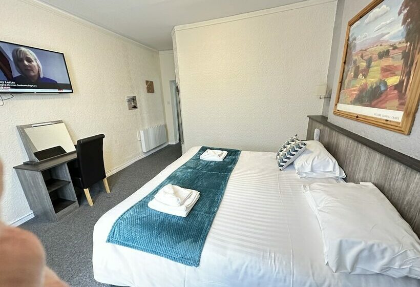 בית מלון כפרי The Port