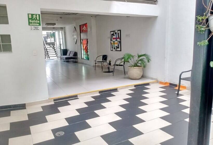 Hotel Torre Del Viento Cali