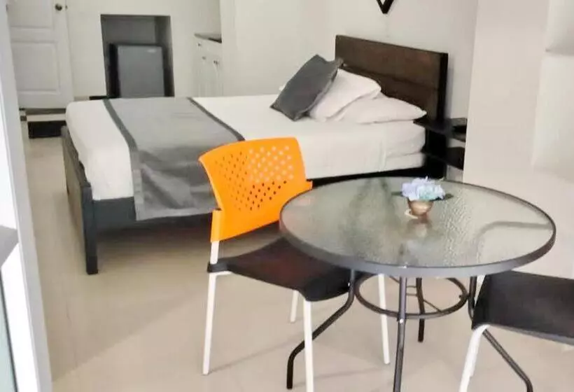 هتل Torre Del Viento Cali