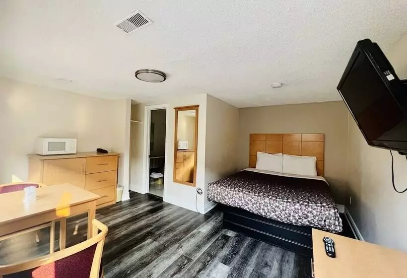 מוטל Borden Inn And Suites