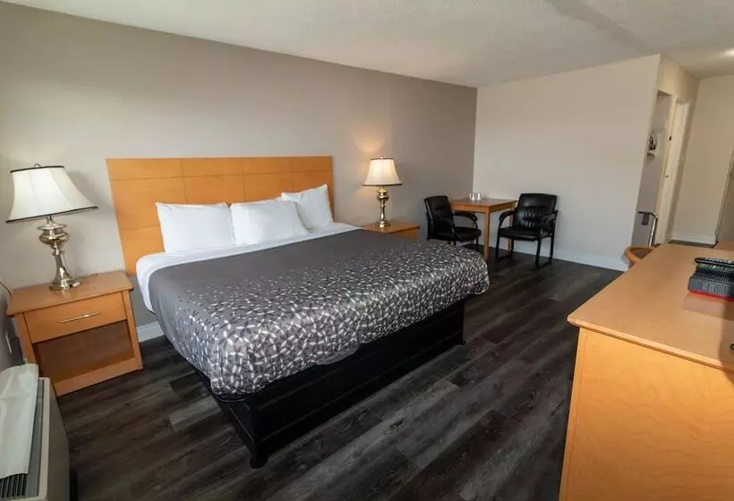 מוטל Borden Inn And Suites