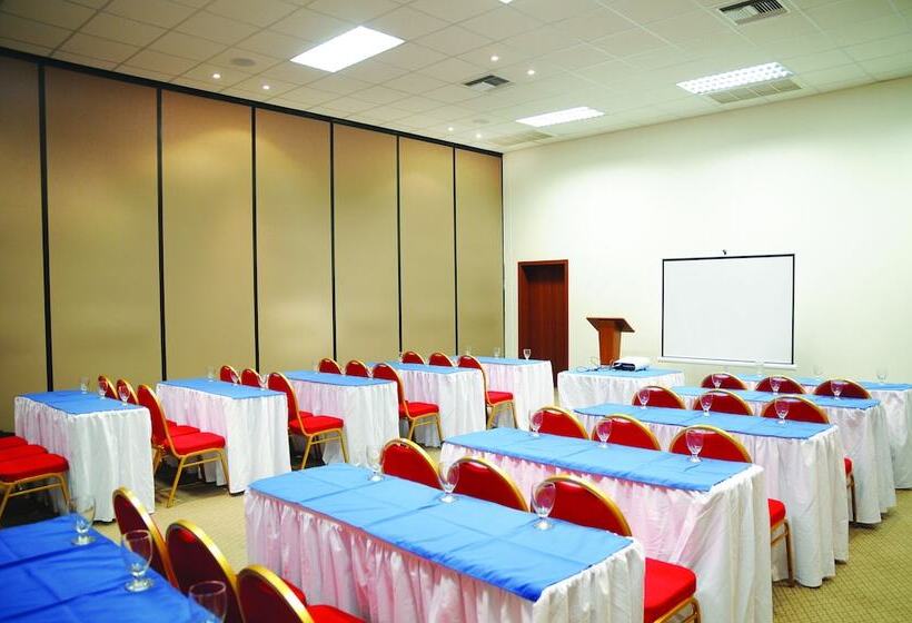 منتجع Royal Decameron Mompiche   All Inclusive