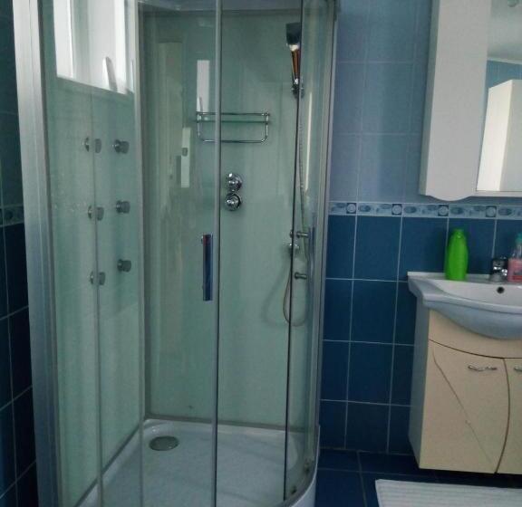 Old Pensiunea Otopeni