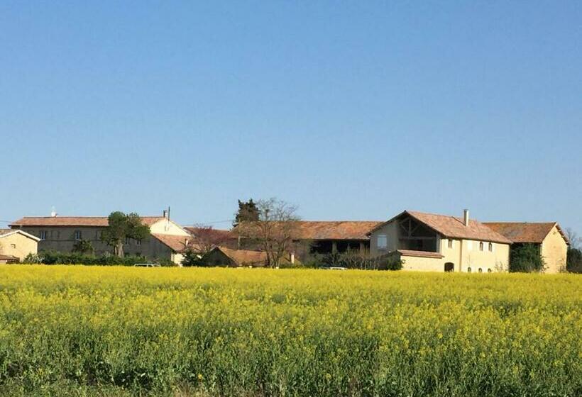 Pension Ferme St Pierre 2 Suites Avec Piscine, Clim, Repas, Cheminée Ou Baignoire Spa