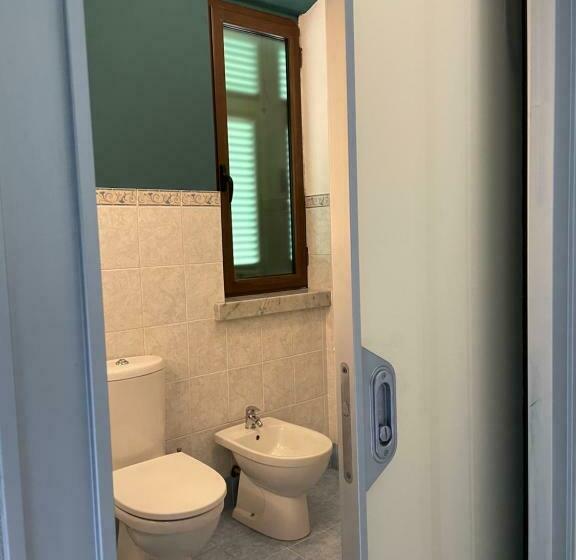 بنسيون Spaziosa Camera Con Letto Alla Francese E Balcone A 500 Mt Dal Mare