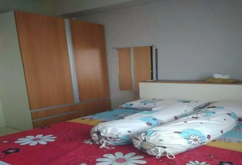 Pension The Edge By Orin