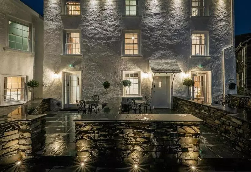 Majatalo The White House