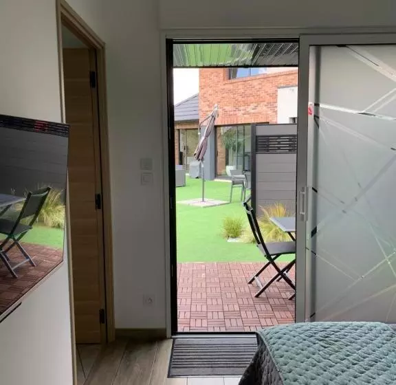 ベッドアンドブレックファースト Les Chambres De Lily 2