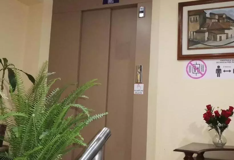 Hotel 4 Rios