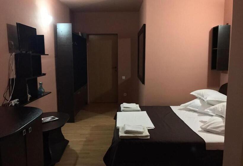 پانسیون Vila Davi