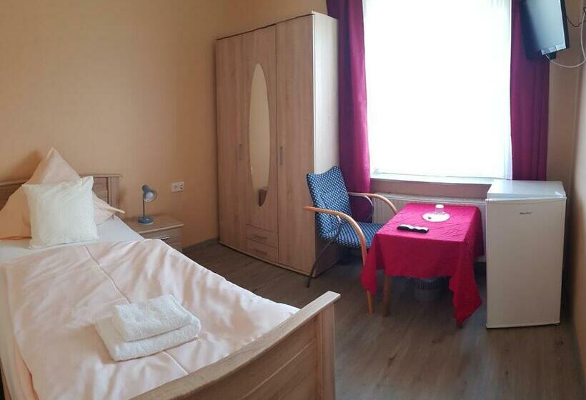 ペンション Ferienzimmer Seeluft Altharlingersiel