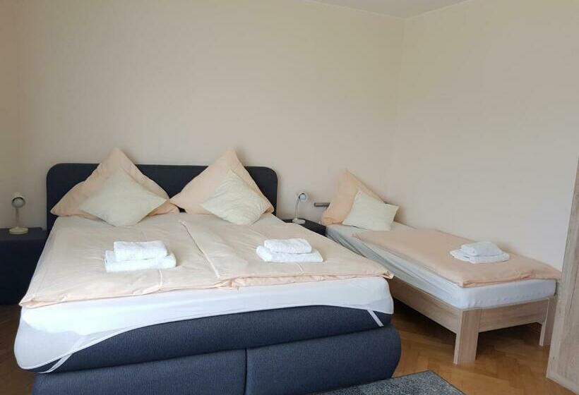 ペンション Ferienzimmer Seeluft Altharlingersiel