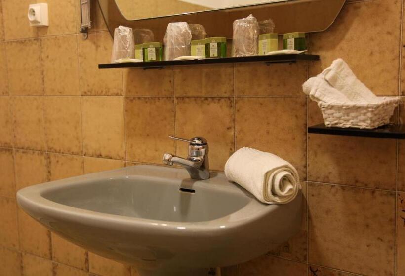 Hotel Absolue Renaissance