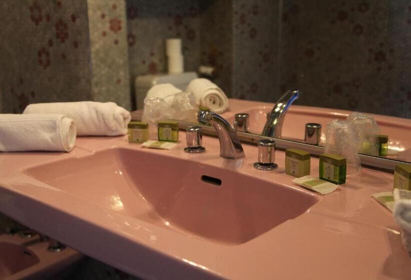 Hotel Absolue Renaissance