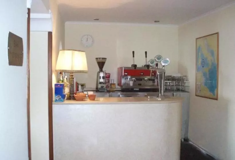 호텔 Albergo Delle Rose