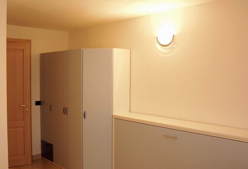 فندق Albergo La Lampara