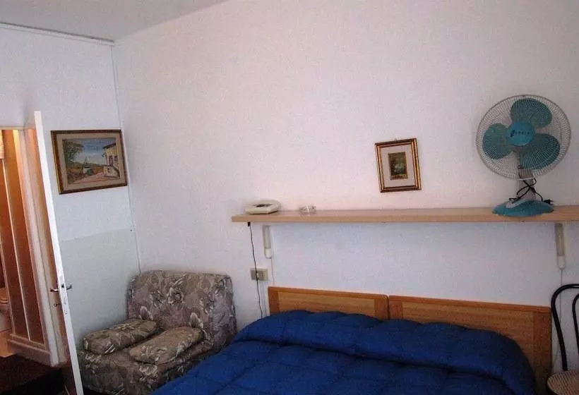 هتل Albergo La Lampara